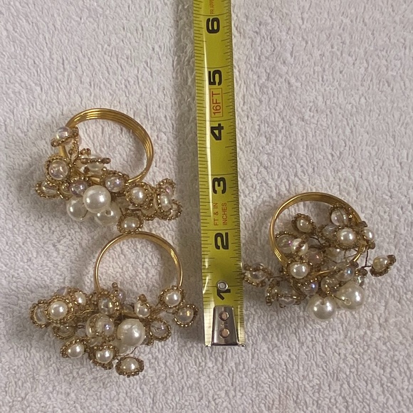 3 Napkin Rings - Picture 3 of 4